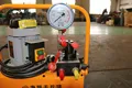 Pompe hydraulique électrique portable